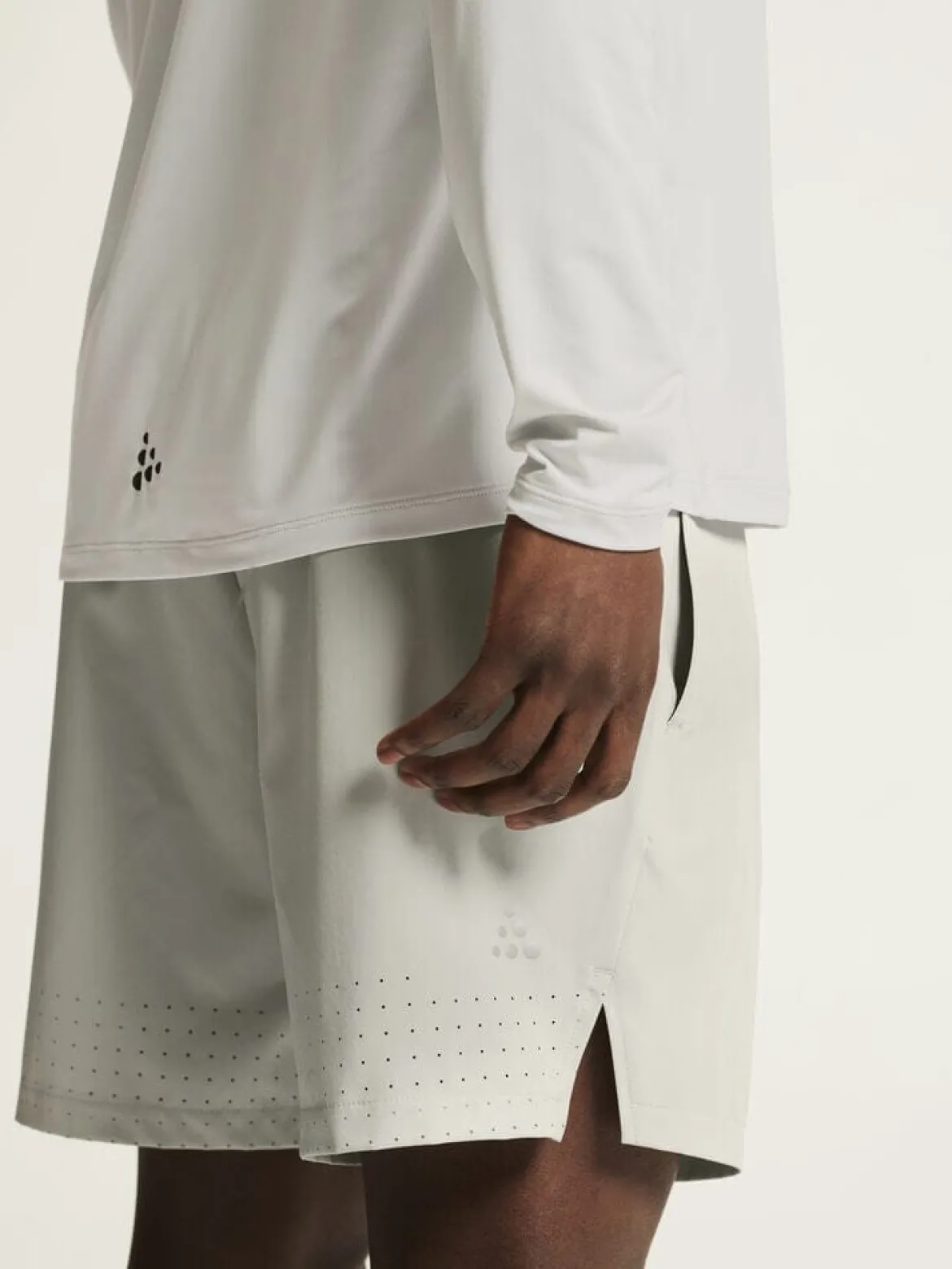 Men's ADV Essence Shorts - Cloud
