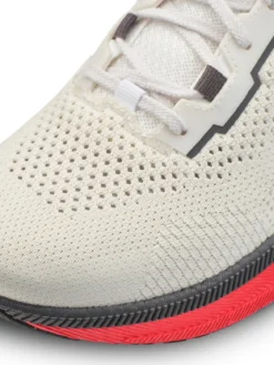 Men's Endurance 3 Running Shoe - TOFU/CONTRAST RED