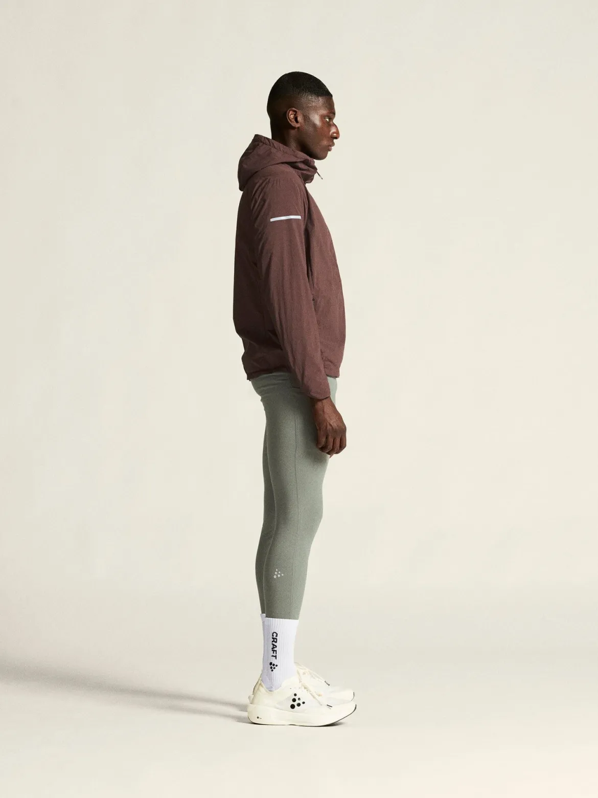 Men's SubZ Light Running Jacket - PRUNE