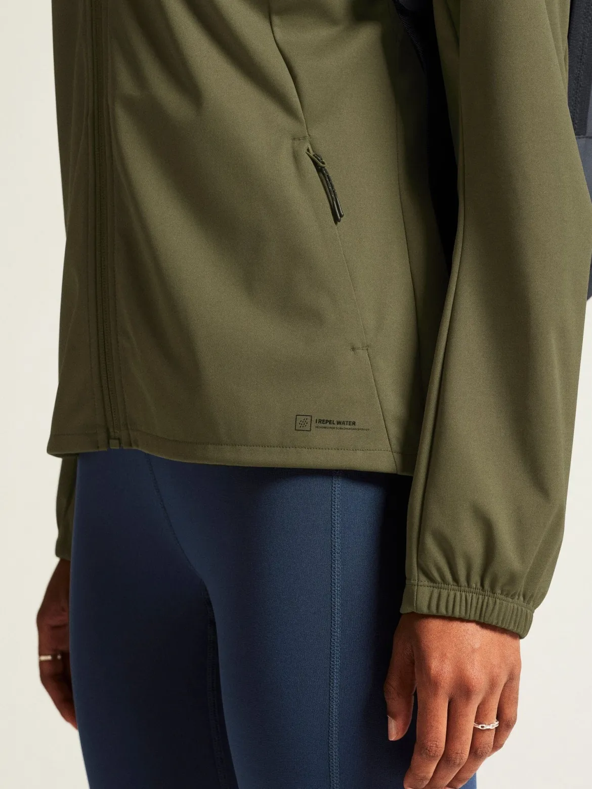 Women's ADV Essence Hydro Jacket - RIFT