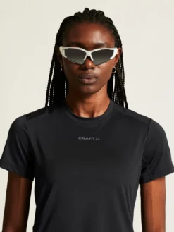 Women's Adv Essence SS Tee 2 - Black