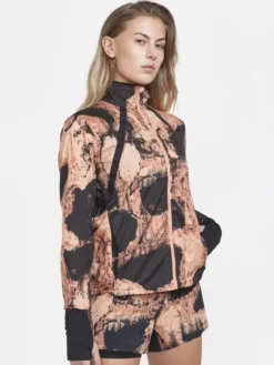 Women's ADV Essence Wind Jacket - GLOW