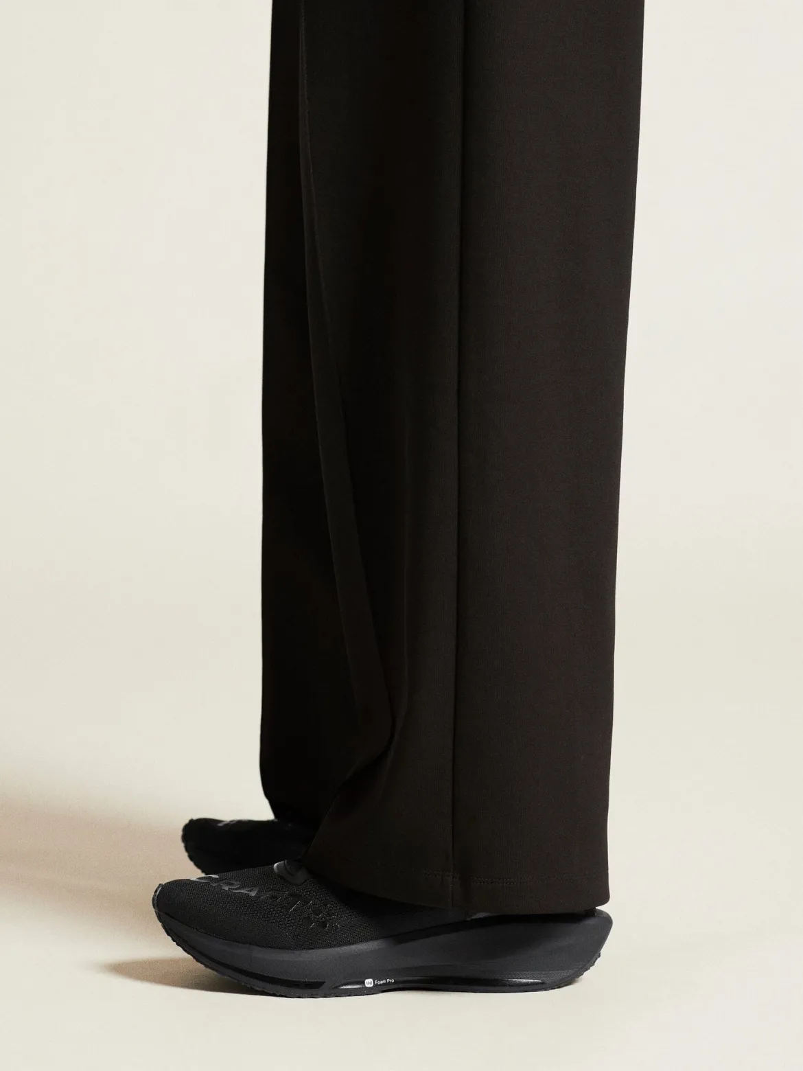 Women's ADV Join Wide Sweat Pant - Black