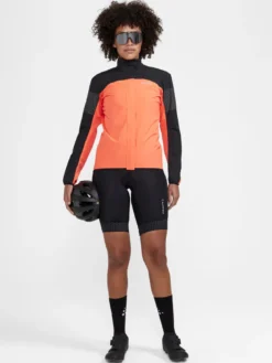 Women's Core Endur Lumen Hydro Bike Jacket - BLACK/SHOCK
