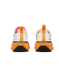 Women's Endurance 2 Running Shoe - Ash White/ Fuchsiaa