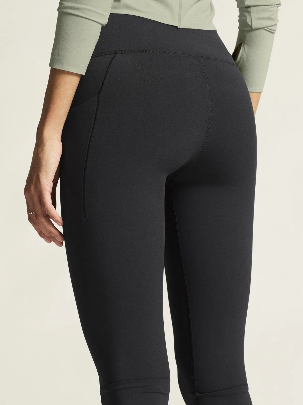 Women's Essence Capri 3 - Black