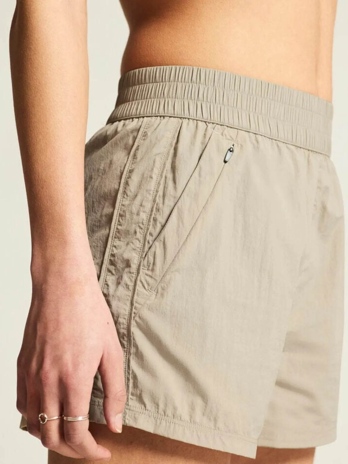 Women's Join Wind Shorts - Hay