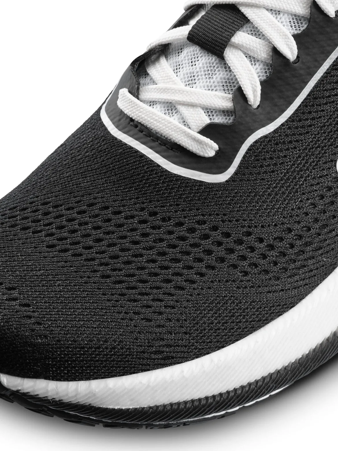 Women's Pacer 2 Running Shoe - Black/White